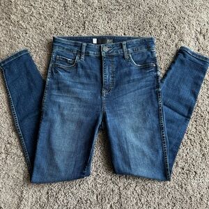 LIKE NEW Kut From the Kloth High Rise skinny jeans